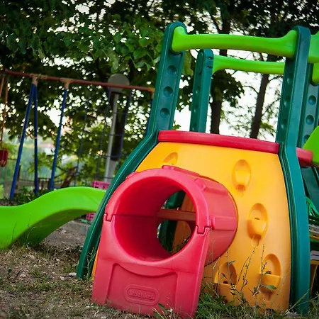 Gardia Hotel 3*
